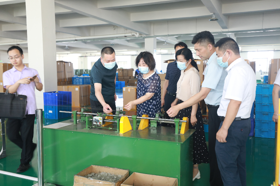 廣水市政協(xié)領(lǐng)導(dǎo)張慧玲、楊華到德樂電力調(diào)研考察